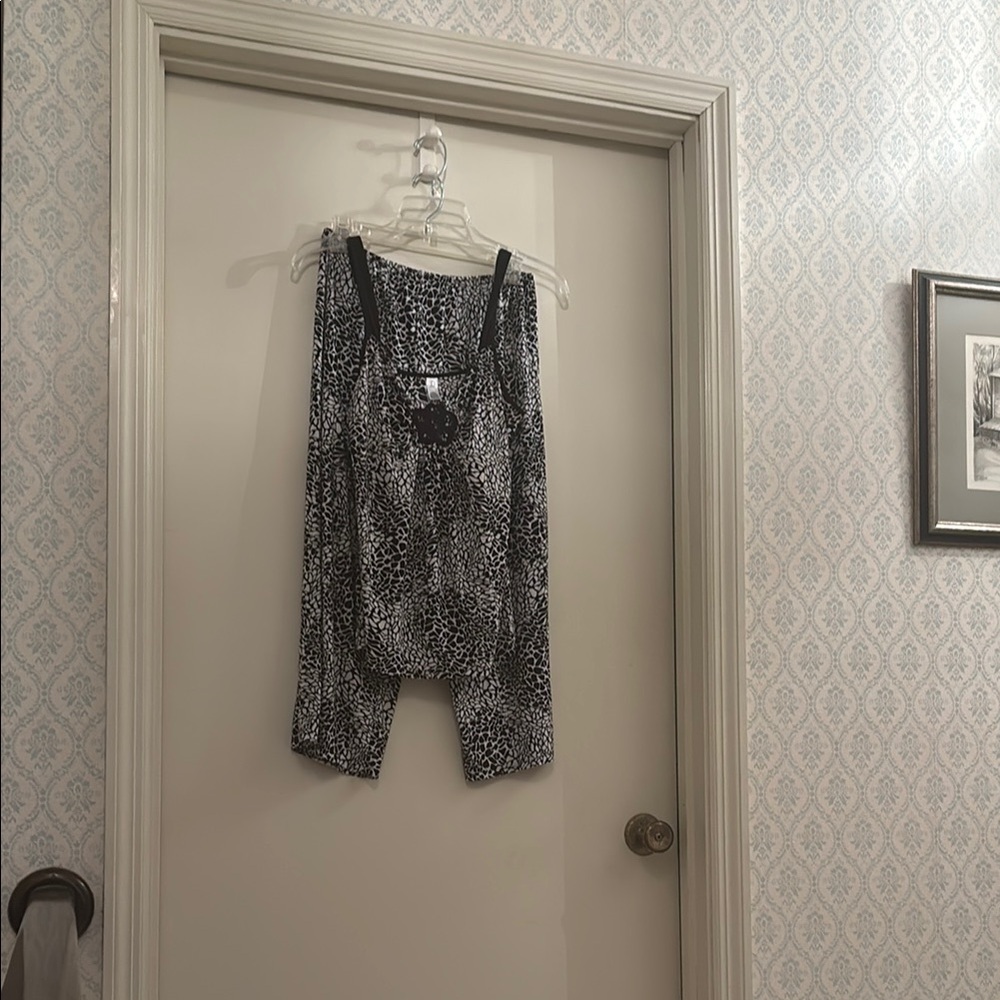 Black and White Pajama Set Intimates Sleepwear